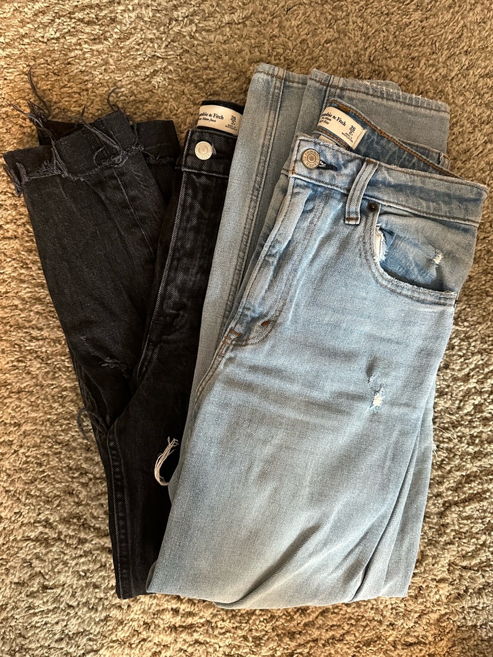 Abercrombie & Fitch Mom High Rise Jeans Bundle